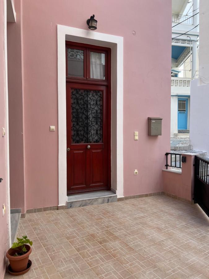 Ermoupoli, Syros City Apartments Dış mekan fotoğraf