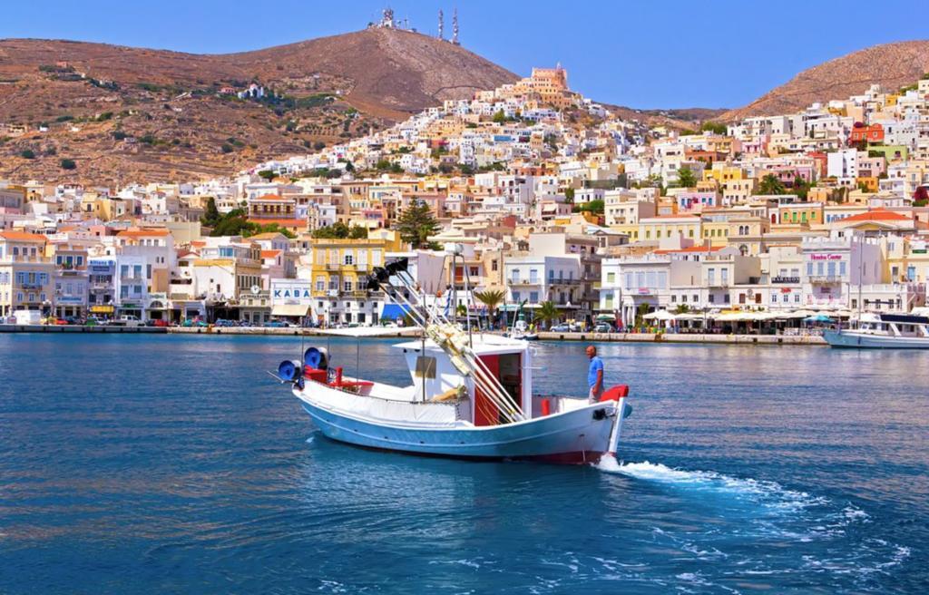 Ermoupoli, Syros City Apartments Dış mekan fotoğraf