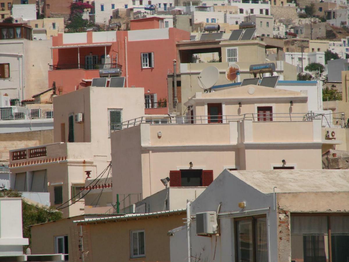 Ermoupoli, Syros City Apartments Dış mekan fotoğraf